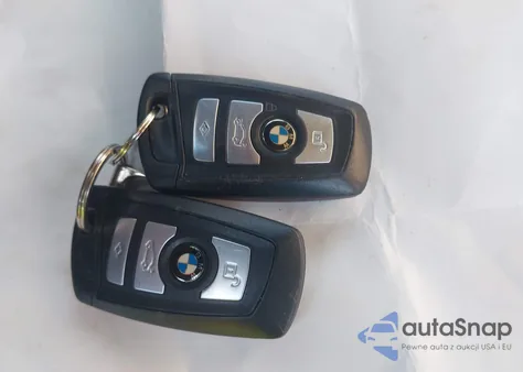 2011 BMW X3 xDrive28I z USA, uszkodzony, nr VIN 5UXWX5C53BL709855